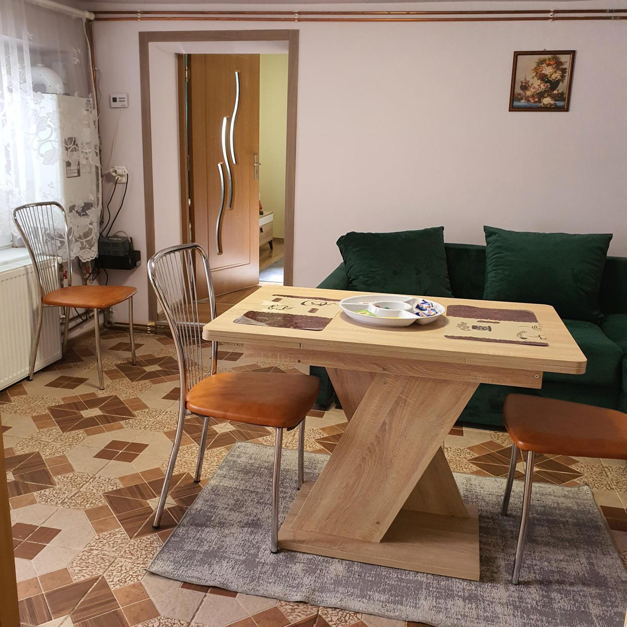 브라쇼브 Carissa House 아파트 외부 사진